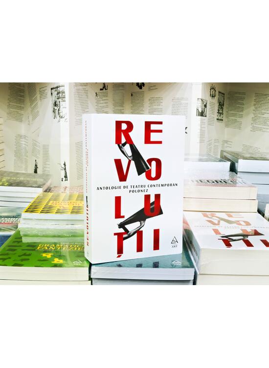 Copertă produs Revoluții - gallery big 3