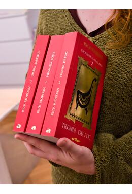 Copertă produs Pachet Cronicile familiei Kane | paperback