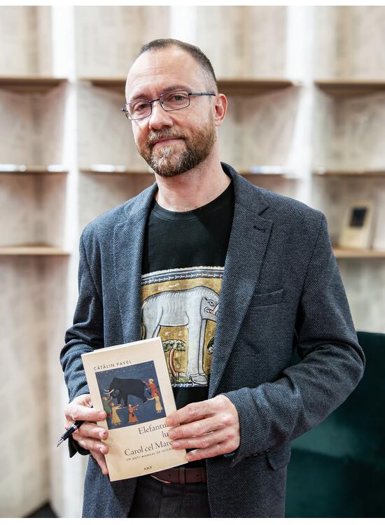 Copertă produs Elefantul lui Carol cel Mare. Un anti-manual de istorie - gallery big 4