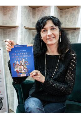 Copertă produs Un yankeu la curtea regelui Arthur. Ilustrat de Anca Smărăndache